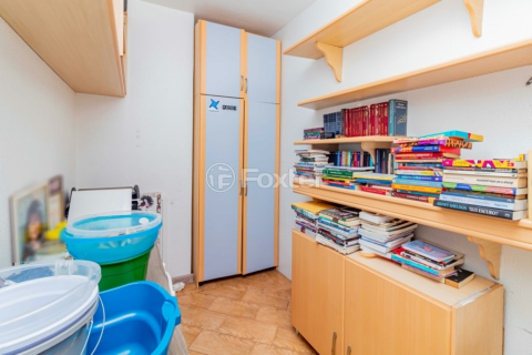 Image 31 - 928869