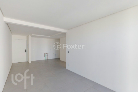 Image 3 - 929267