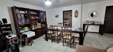 Image 7 - 929314