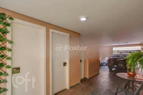 Image 43 - 929425