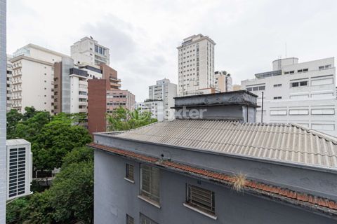 Image 26 - 929445