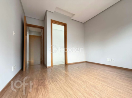 Image 6 - 929449