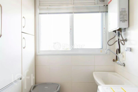 Image 11 - 929474