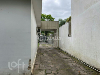 Image 5 - 929723