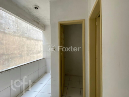 Image 31 - 929750
