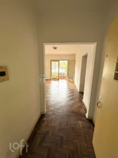 Image 3 - 929750