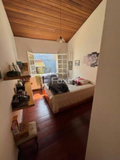 Image 3 - 929757