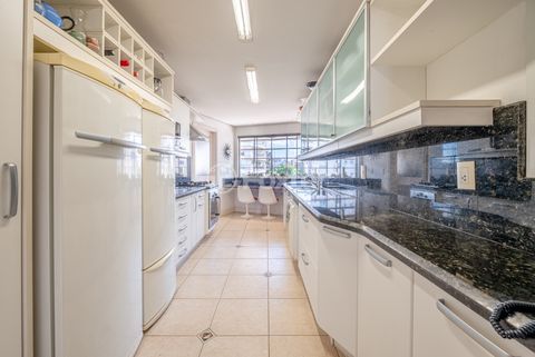 Image 34 - 929890