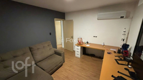 Image 3 - 929899