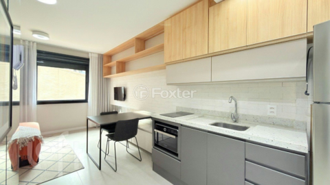 Image 1 - 929924