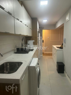 Image 3 - 929978