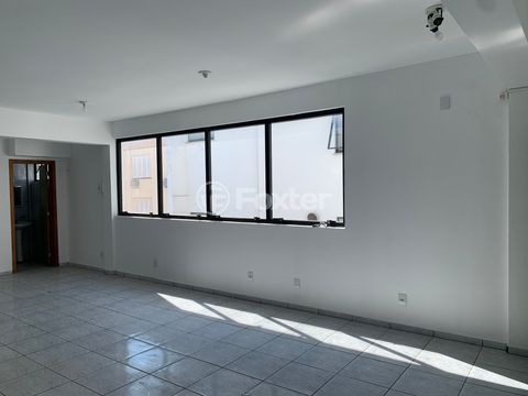 Image 3 - 930026