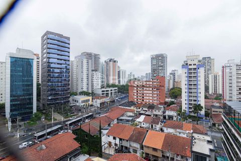 Image 5 - 930139