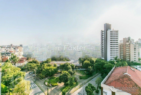 Image 26 - 930245