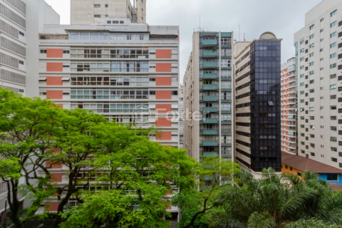 Image 16 - 930271