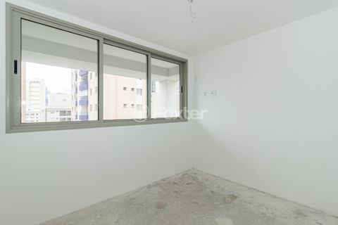 Image 31 - 930345