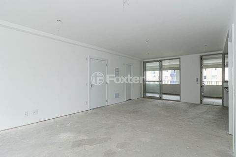 Image 7 - 930345
