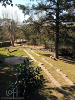 Image 32 - 930456