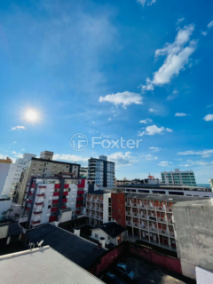 Image 10 - 930485