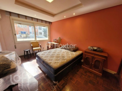 Image 7 - 930542