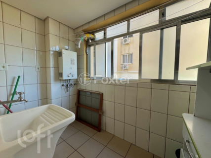 Image 3 - 930548