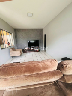 Image 3 - 930624