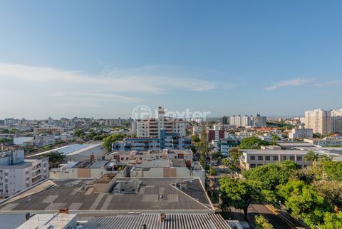 Image 16 - 930688