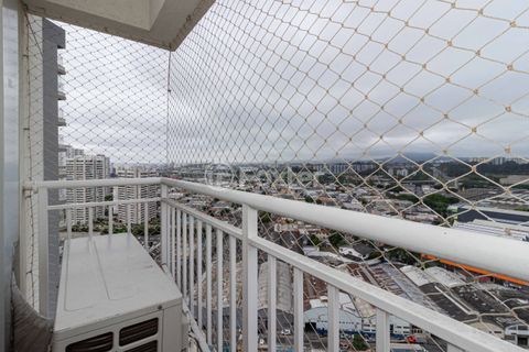 Image 17 - 930763