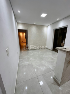 Image 4 - 930820