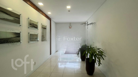 Image 32 - 930882