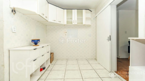 Image 9 - 930931