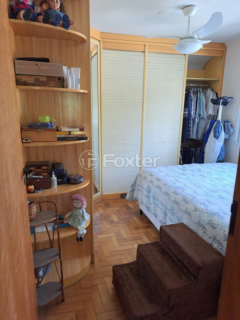 Image 8 - 931000