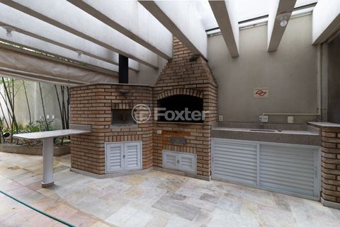 Image 31 - 931007