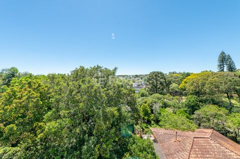 Image 32 - 931091