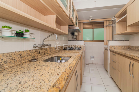 Image 7 - 931126