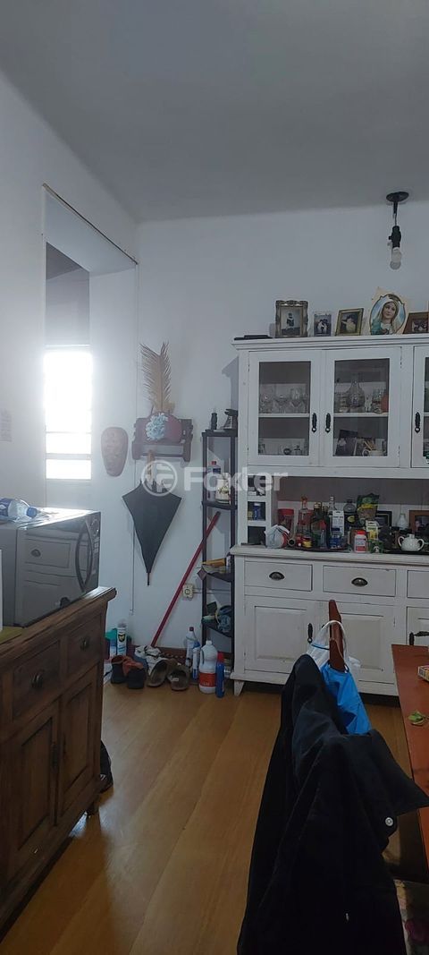 Image 5 - 931207