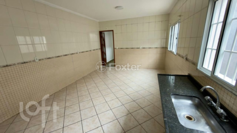 Image 3 - 931545
