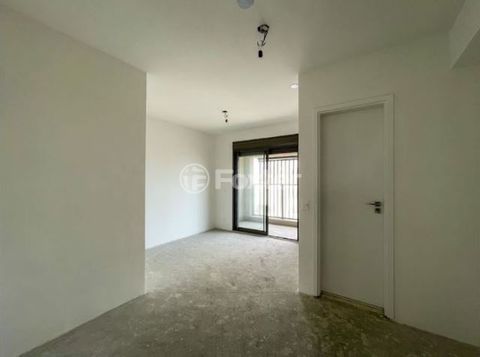 Image 17 - 931553