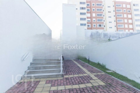 Image 37 - 931570