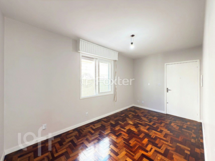 Image 3 - 931668