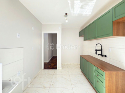 Image 7 - 931668