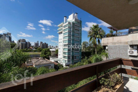 Image 7 - 931765