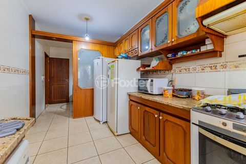Image 10 - 931790
