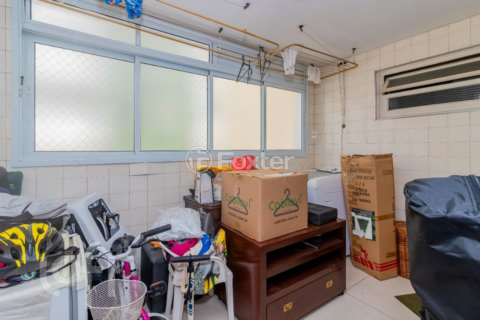 Image 37 - 931796