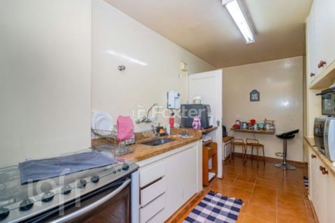 Image 34 - 931796