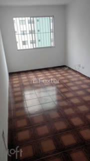 Image 8 - 931798