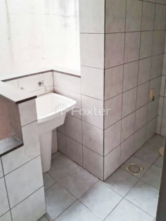 Image 7 - 931805