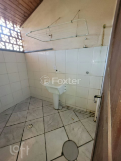 Image 4 - 931863