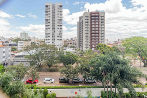 Image 3 - 931877