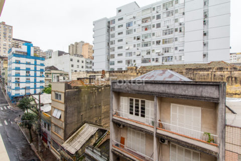 Image 5 - 931879